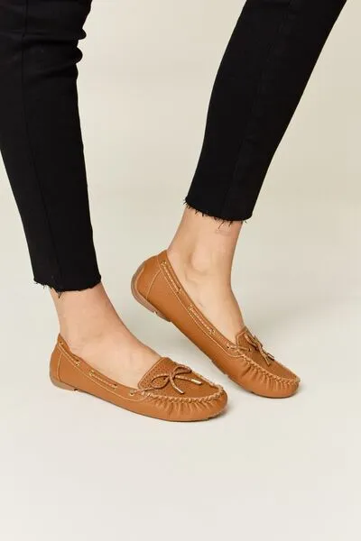 Vegan Leather Moccasin Loafers in Tan